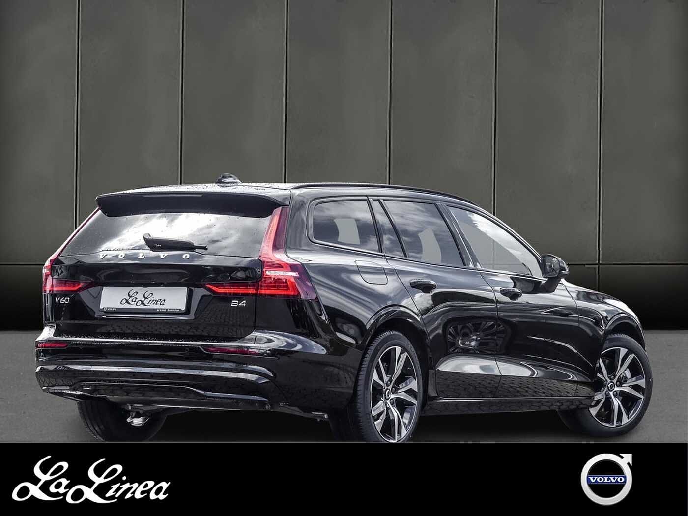 Volvo  V60 Plus, B4 Mild-Hybrid, Diesel, Dark